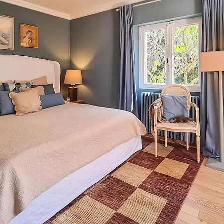 4 Bedroom With Pool, 5 Minutes Cannes Vakantiehuis