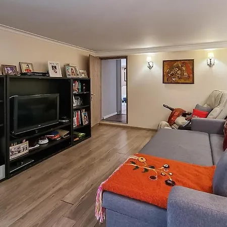 Дом отдыха 4 Bedroom With Pool, 5 Minutes Cannes