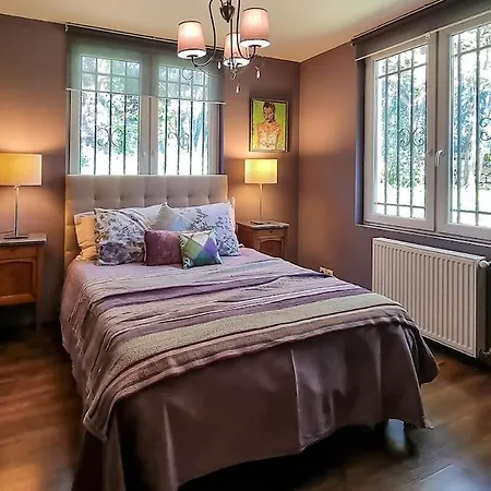 4 Bedroom With Pool, 5 Minutes Cannes Дом отдыха