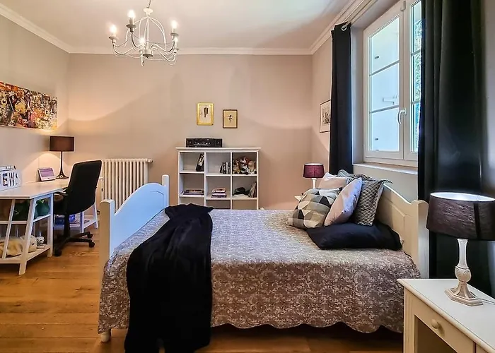 4 Bedroom With Pool, 5 Minutes Cannes