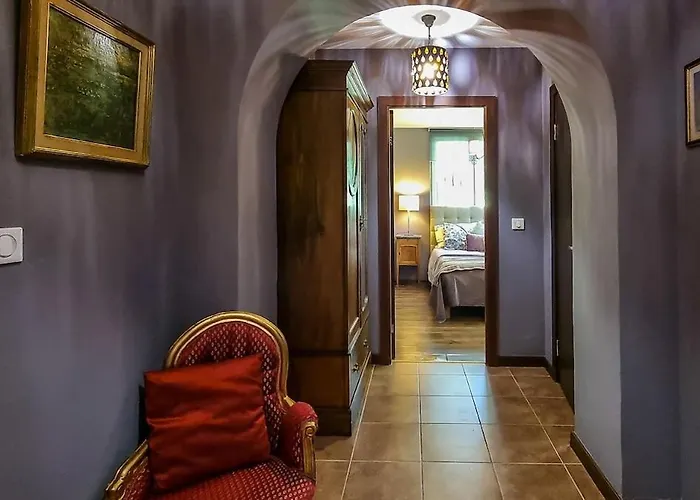 4 Bedroom With Pool, 5 Minutes Cannes * Le Cannet