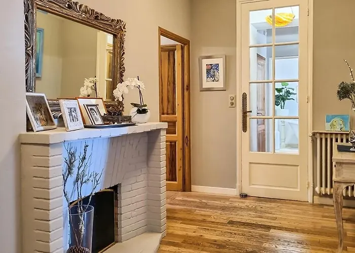 Ferienhaus 4 Bedroom With Pool, 5 Minutes Cannes